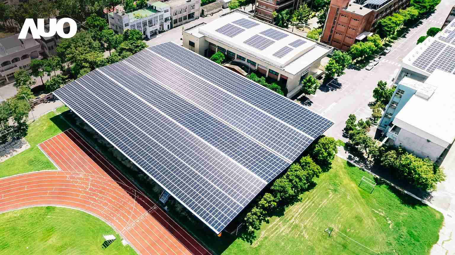 2468BETSunSteel光电整合型浪板具备快速安装、、、、轻量化优势,,,,可提升15%发电效能,,,,通过国际IEC与台湾VPC认证安全、、、防漏、、耐候标准